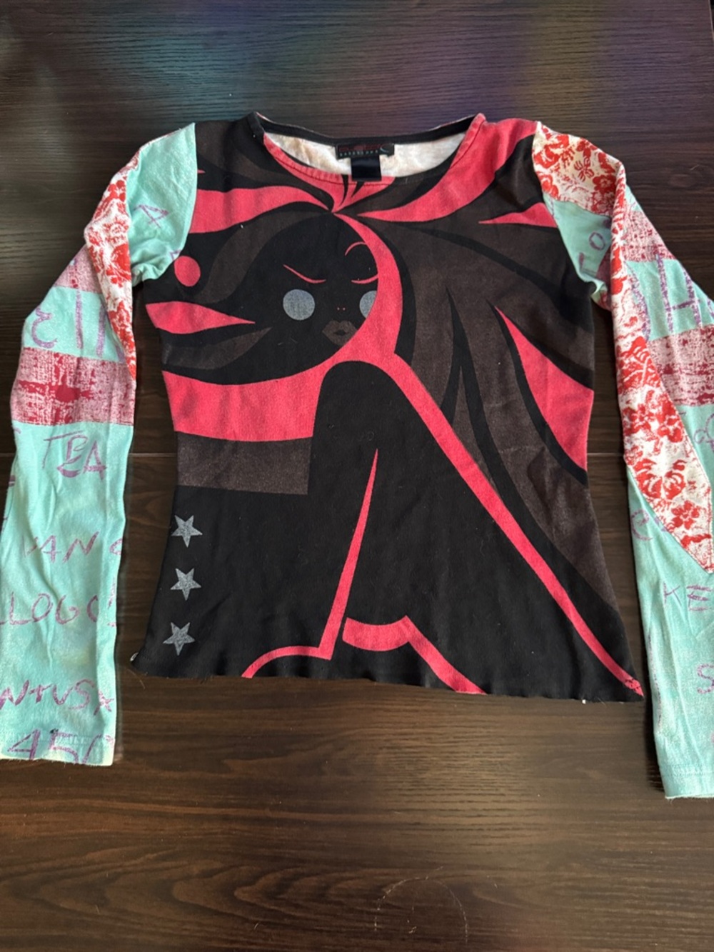 Custo Barcelona Girls Long Sleeve Graphic Tee in Black, Pink & Mint